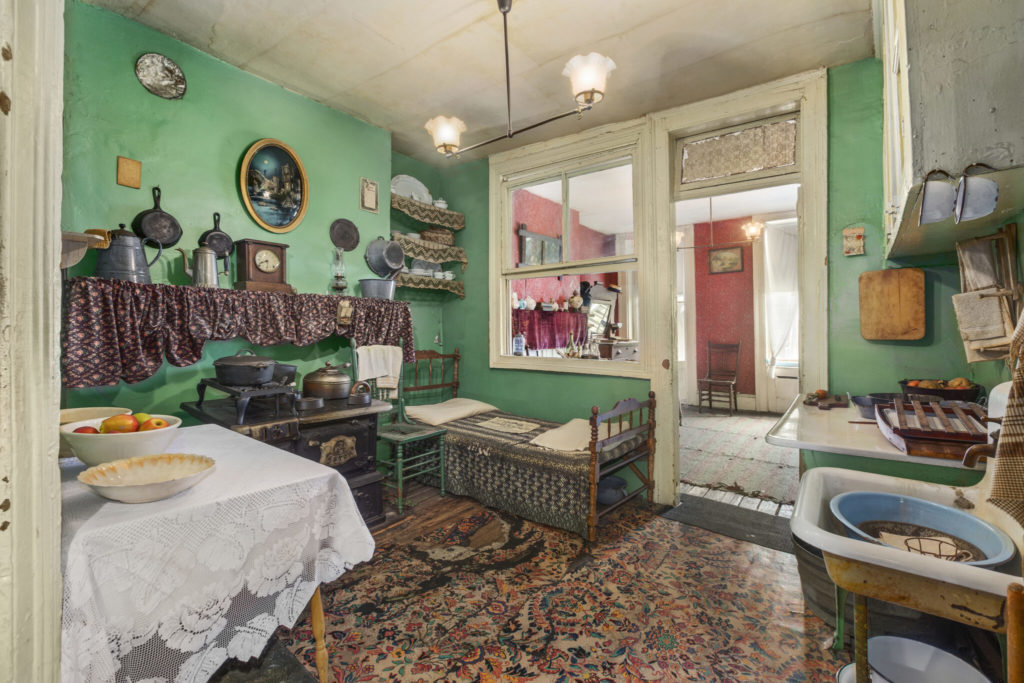 Virtual Tour of the Tenement Museum